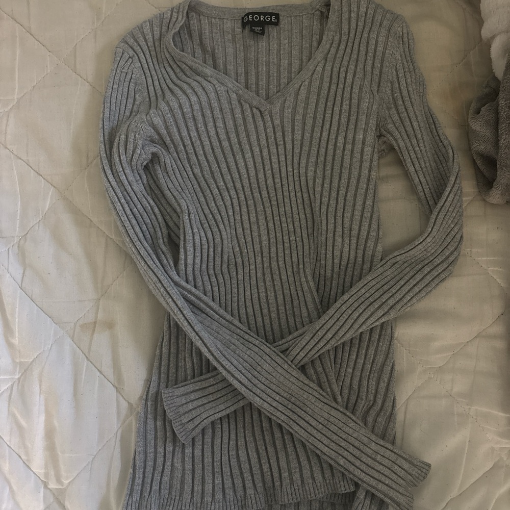 2000s George Women's V-Neck Ribbed Sweater in Gray